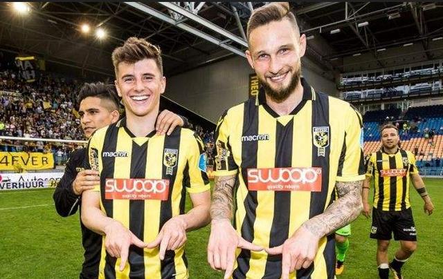 还有四支球 还有四支球